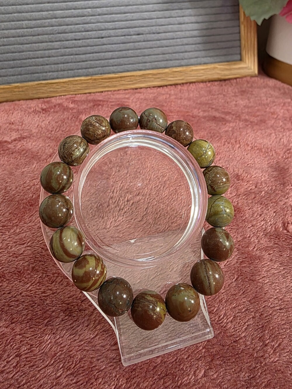 Green Jasper Beaded Stretch Bracelet - Unbranded